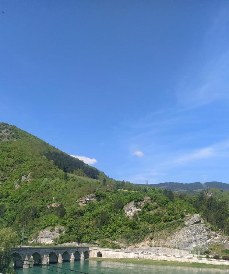 Apartman Trg Višegrad Esterno foto